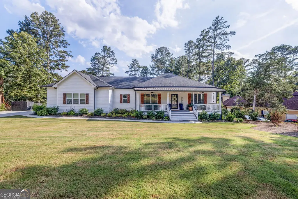 2684 W Harvest Drive Se, Conyers, GA 30013 - Image #1