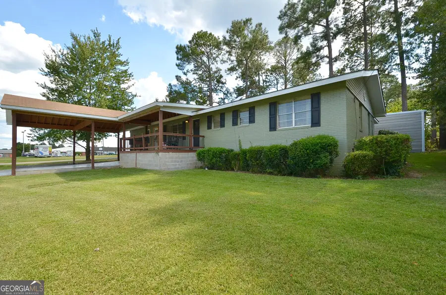 228 Legion Drive, Eastman, GA 31023 - Image #2