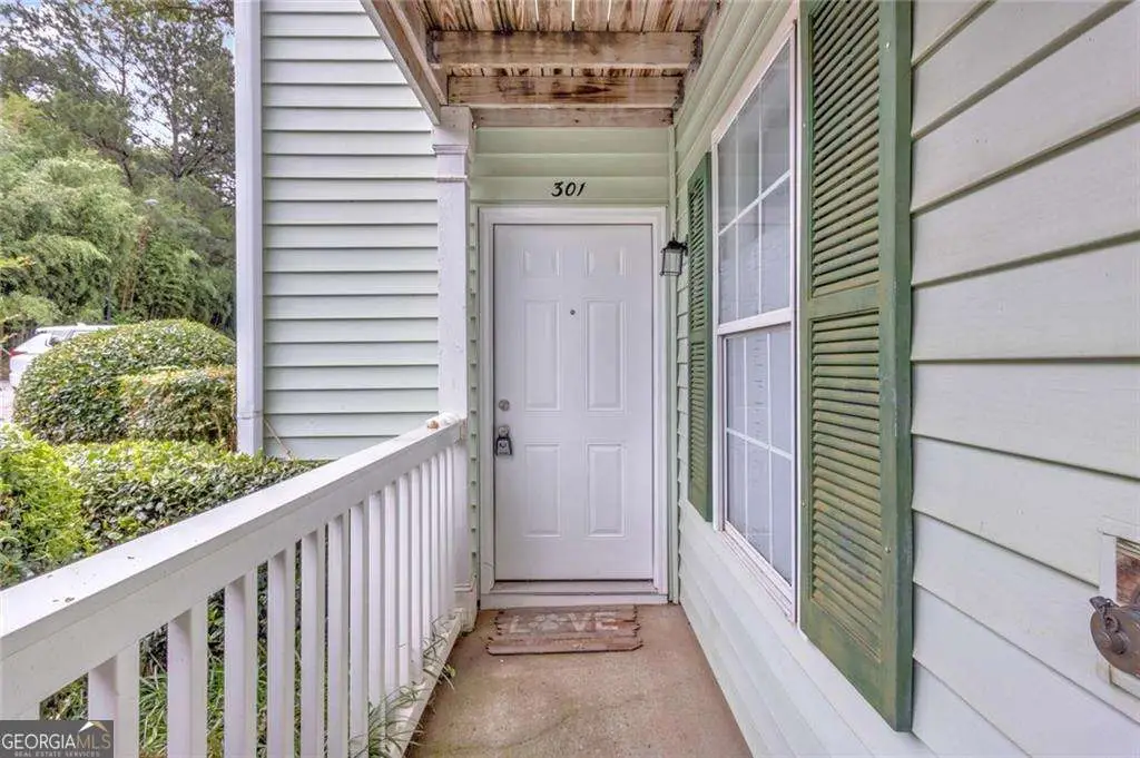301 Cobblestone Trail, Avondale Estates, GA 30002 - #1