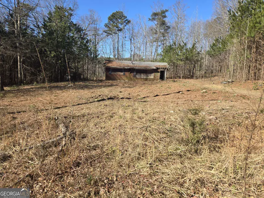 8025 Creekwood Drive, Fairburn, GA 30213 - Image #2