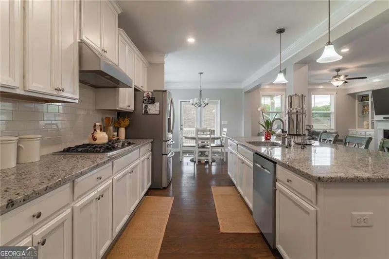 301 Cochin Drive, Woodstock, GA 30188 - Image #3