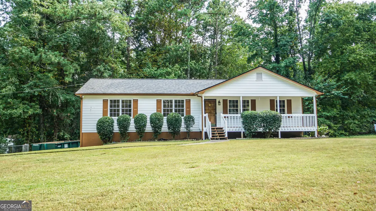 5641 Riding Woods Drive Sw, Powder Springs, GA 30127 - Image #1