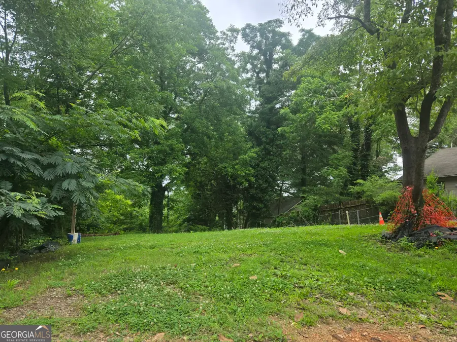 895 Center Hill Avenue Nw, Atlanta, GA 30318 - Image #2