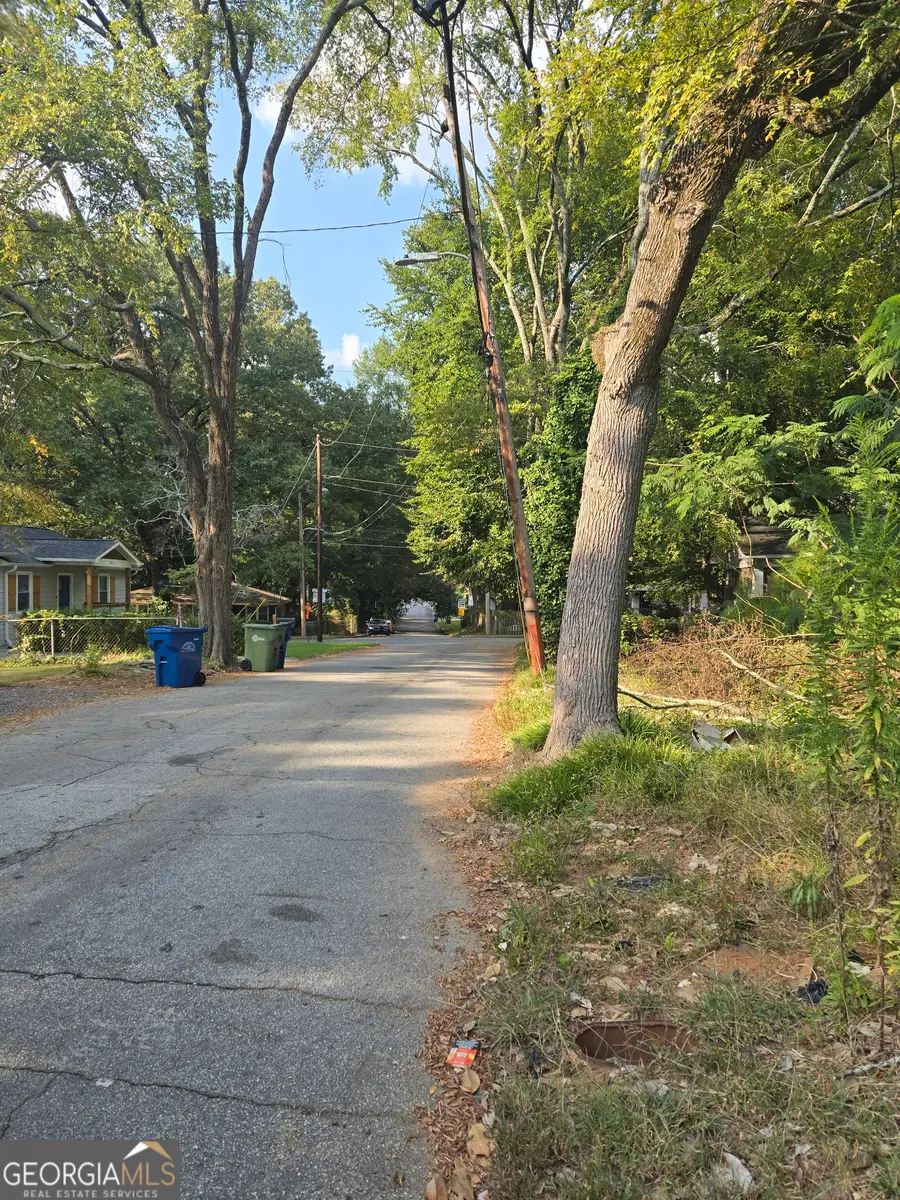 895 Center Hill Avenue Nw, Atlanta, GA 30318 - Image #3