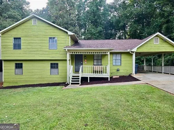 1372 Sir Knights Way, Lawrenceville, GA 30045