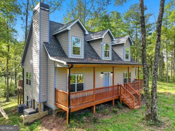 235 Oak Park Drive, Talking Rock, GA 30175