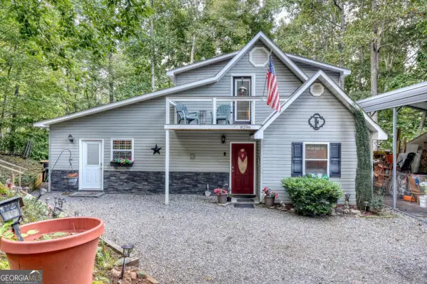 8296 True Love Mountain Road, Young Harris, GA 30582