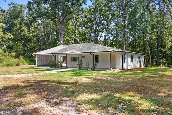 3990 Pine Hill Drive, Douglasville, GA 30135