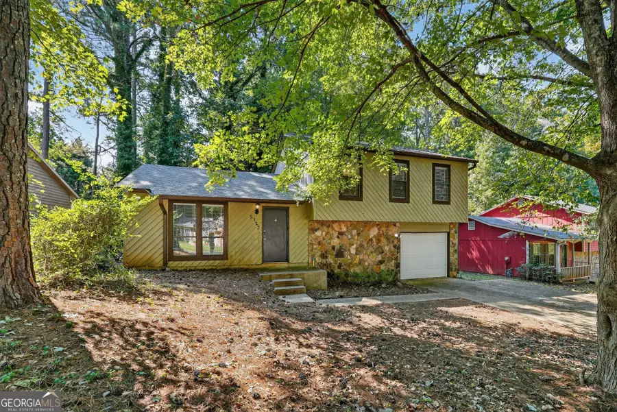 5123 S Woodbridge Trail, Stone Mountain, GA 30088 - Image #2