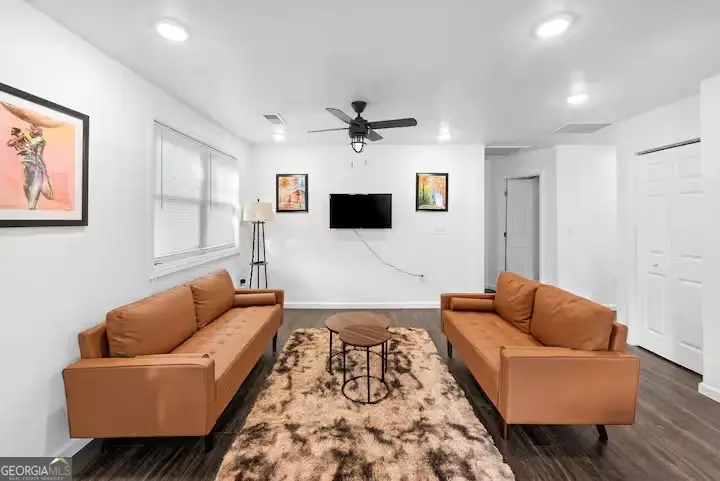 2533 Godfrey Drive Nw, Atlanta, GA 30318 - Image #1