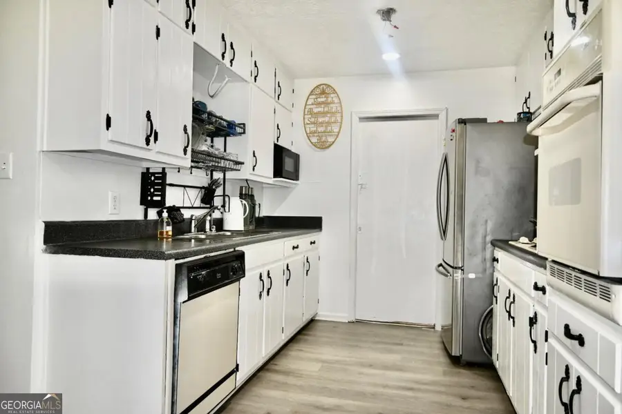 5263 Pounds Drive N, Stone Mountain, GA 30087 - Image #2