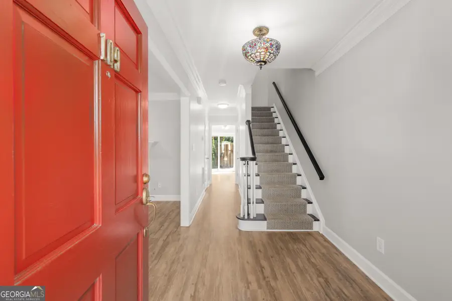 109 Mount Vernon Circle, Sandy Springs, GA 30338 - Image #3