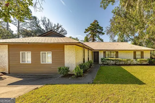 126 Lake View Circle, Brunswick, GA 31525