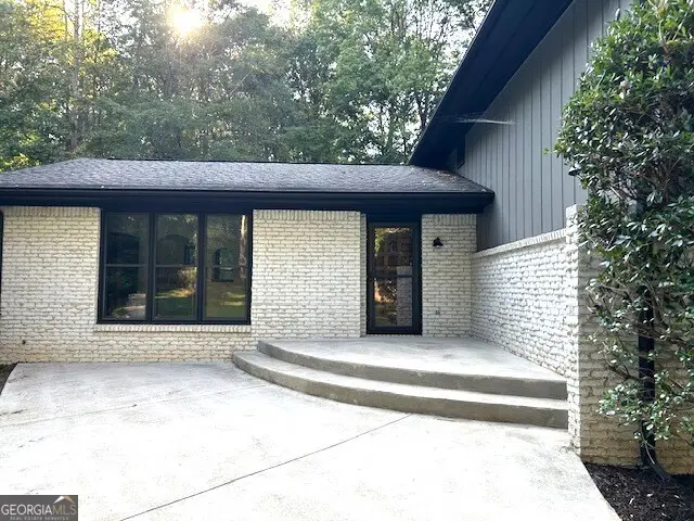 340 Magmar Lane, Fayetteville, GA 30214 - Image #2