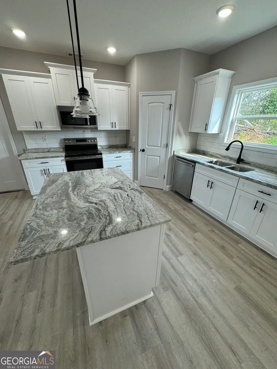 238 Beau Claire Circle, Byron, GA 31008 - Image #2