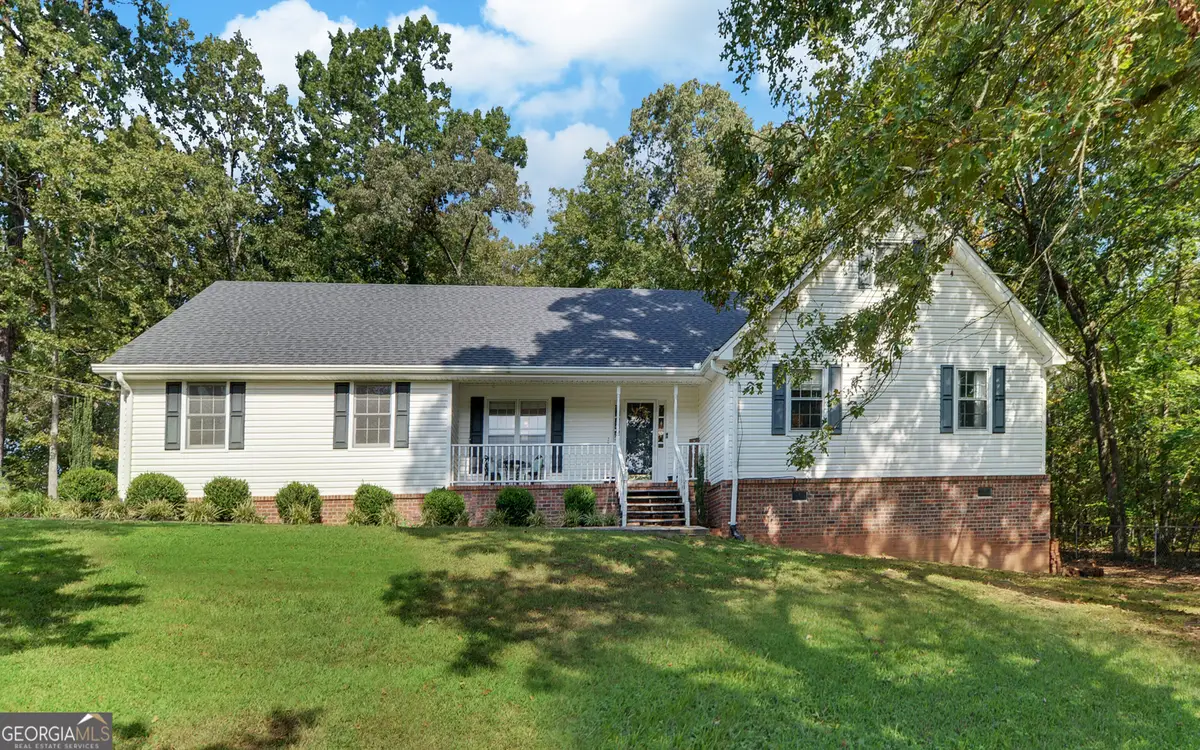 672 Crawford Circle, Toccoa, GA 30577 - Image #1