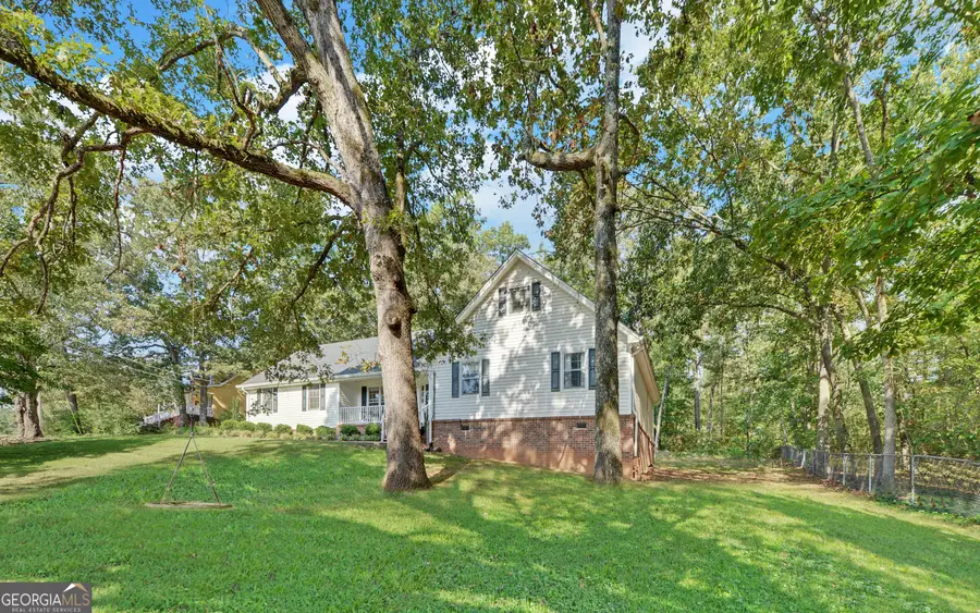 672 Crawford Circle, Toccoa, GA 30577 - Image #2