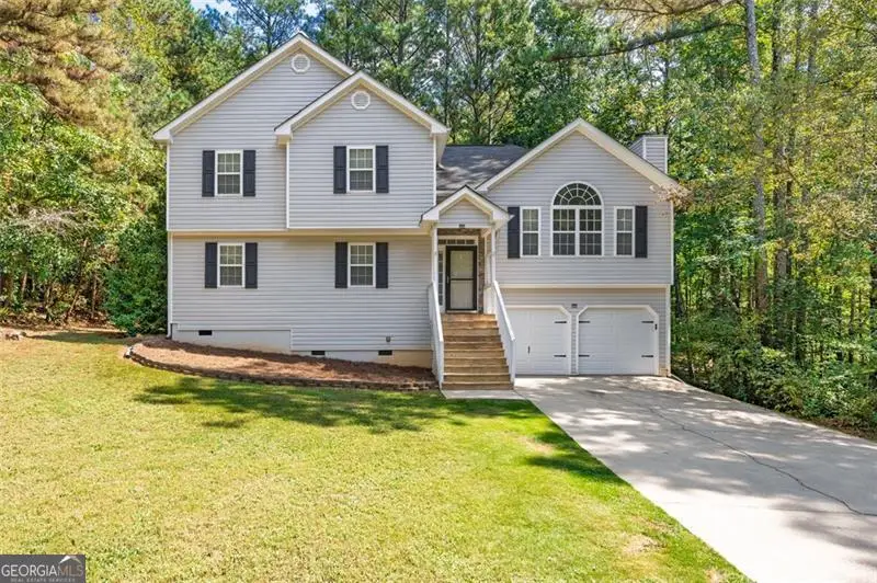 121 Greatwood Drive, White, GA 30184 - Image #1