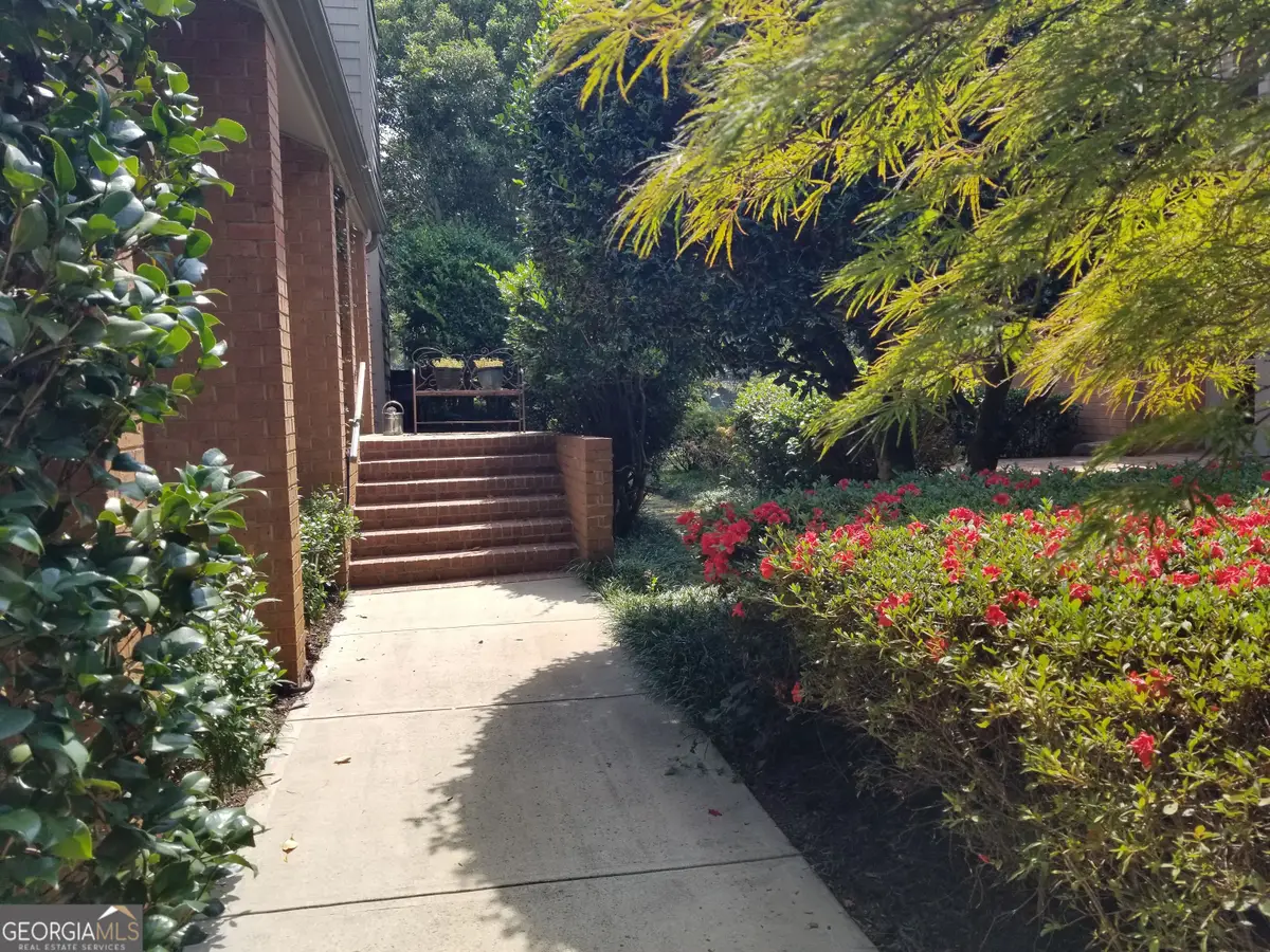 4094 Columns Drive Se, Marietta, GA 30067 - Image #1