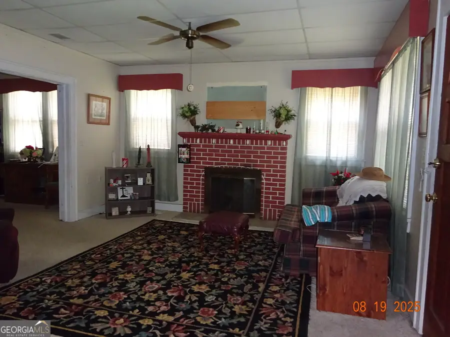 6 N Spring Street, Claxton, GA 30417 - Image #3