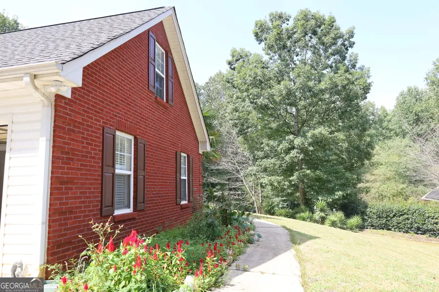 25 Castlehill Court, Covington, GA 30016 - Image #2