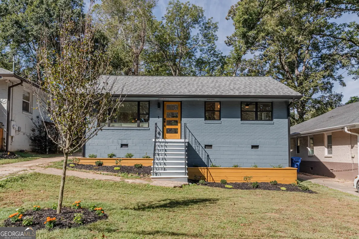 767 Rochelle Drive Sw, Atlanta, GA 30310 - Image #1