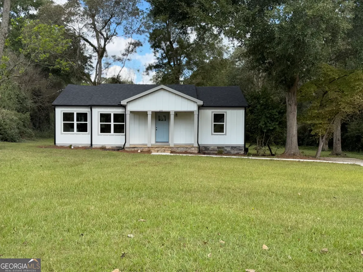 299 Lagrange Street, Grantville, GA 30220 - Image #1