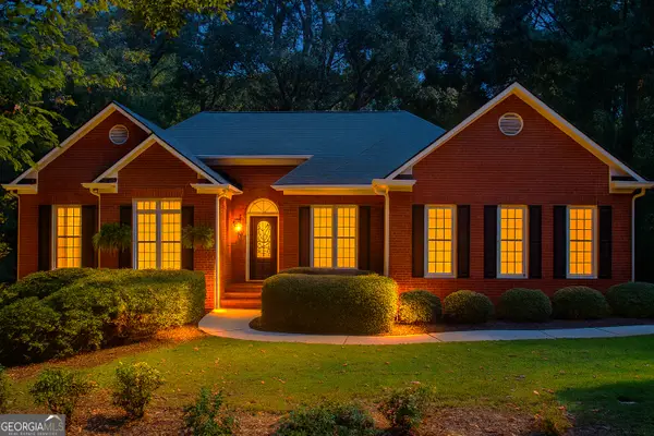 105 Berry Court, McDonough, GA 30252