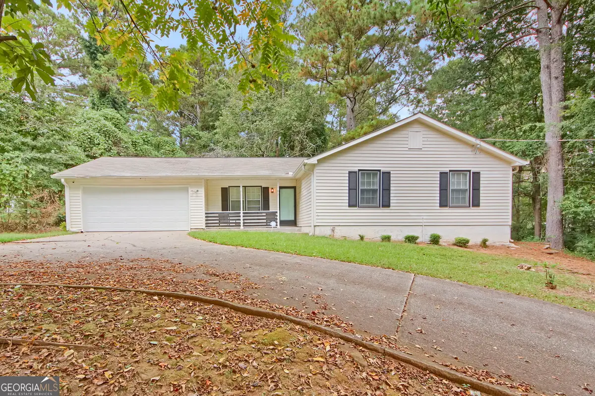 3992 Wrexham Drive, Snellville, GA 30039 - Image #1