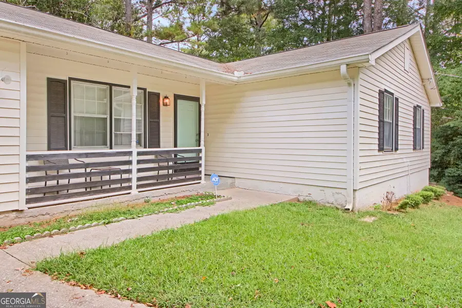 3992 Wrexham Drive, Snellville, GA 30039 - Image #3