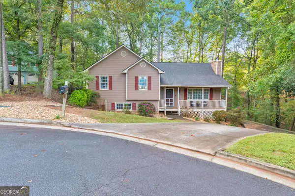 307 Queensbury Walk, Acworth, GA 30102