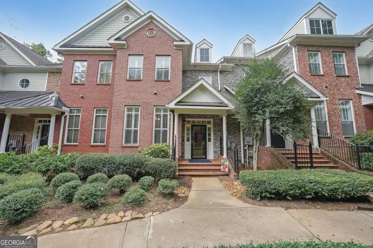 5434 Glenridge View, Atlanta, GA 30342 - Image #1