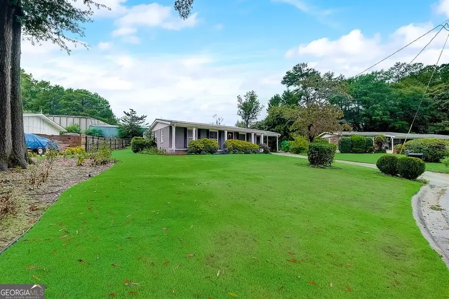 1801 Lochlomand Lane Se, Smyrna, GA 30080 - Image #3