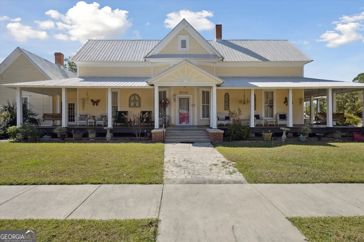 610 W Liberty Street, Claxton, GA 30417 - Image #1