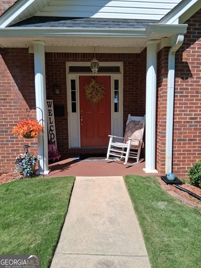 915 Charleston Court, Gainesville, GA 30501 - Image #2