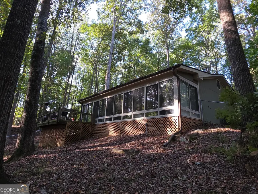 570 Greenleaf Drive, Lavonia, GA 30553 - Image #2