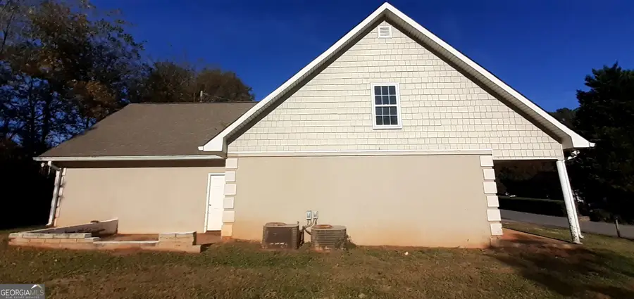 51 Pine Avenue, Commerce, GA 30529 - Image #2