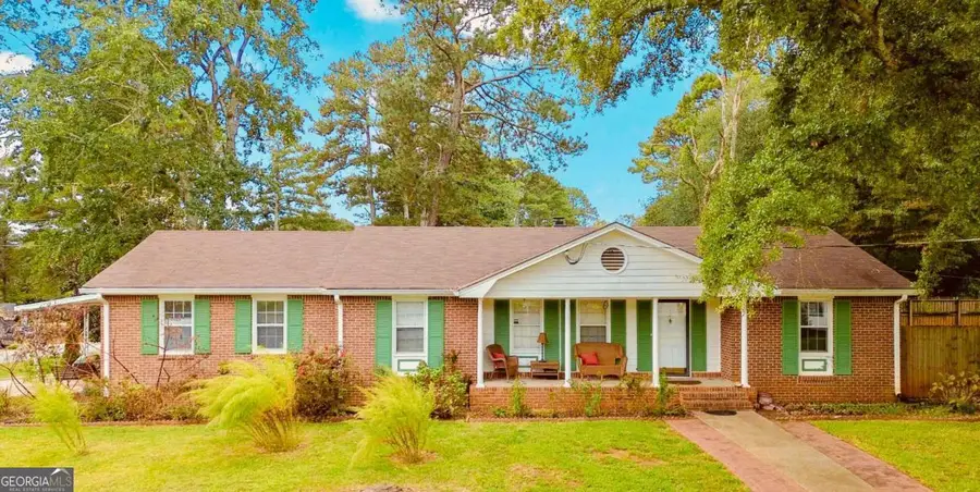 5524 Laurel Lane Nw, Lilburn, GA 30047 - Image #2