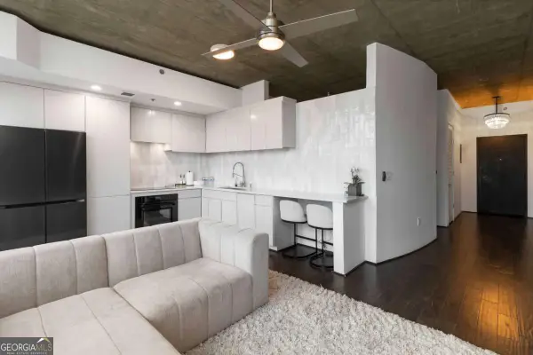 3324 Peachtree Road Ne #815, Atlanta, GA 30326