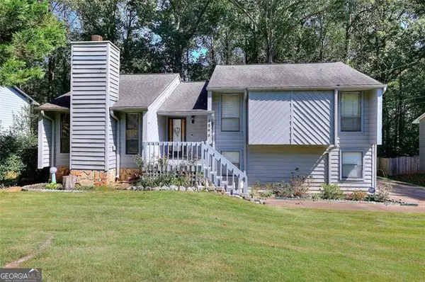 4596 Mossy Lane, Lilburn, GA 30047