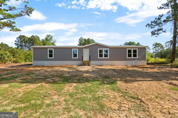 36 Barn Road Circle, Jesup, GA 31545