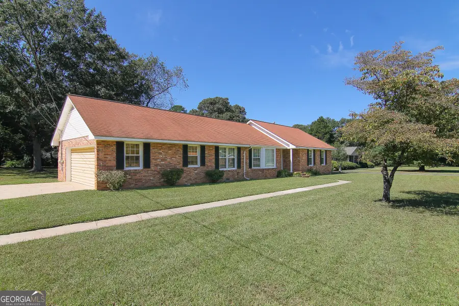 135 Carterwoods Drive, Warner Robins, GA 31088 - Image #2