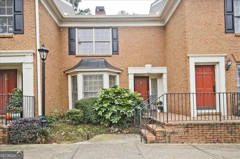 65 Mount Vernon Circle, Sandy Springs, GA 30338 - Image #2