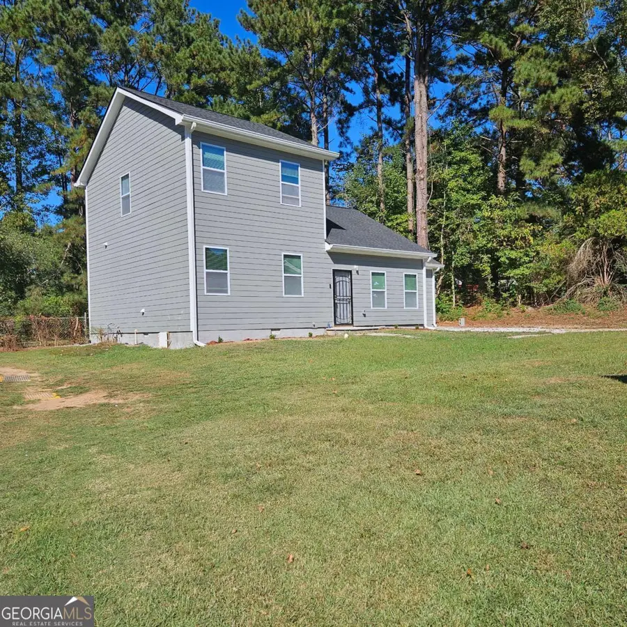 3374 Creekwood Drive, Rex, GA 30273 - Image #2