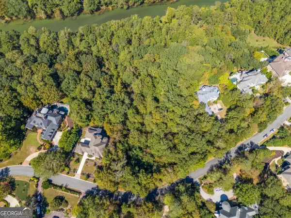 8290 Jett Ferry Road, Atlanta, GA 30350