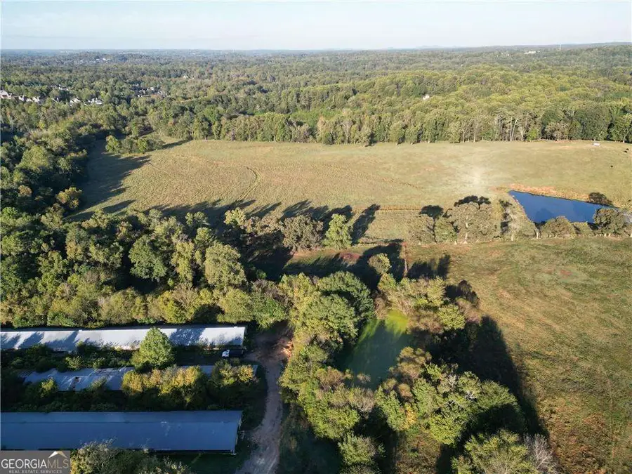 4592 Waters Road, Woodstock, GA 30188 - Image #3