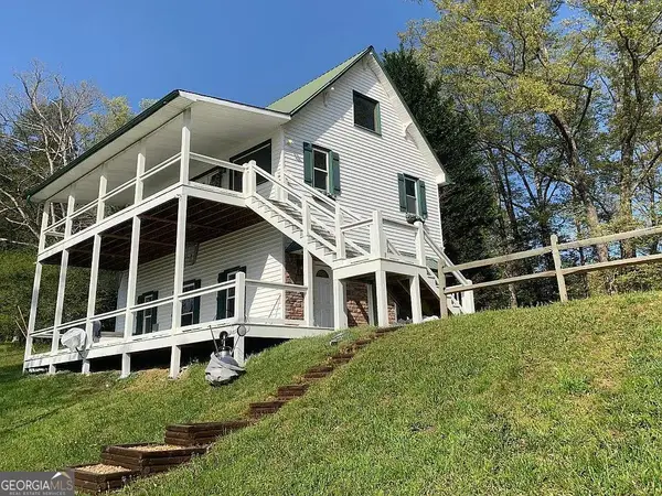 100 Blueberry Lane, Blue Ridge, GA 30513