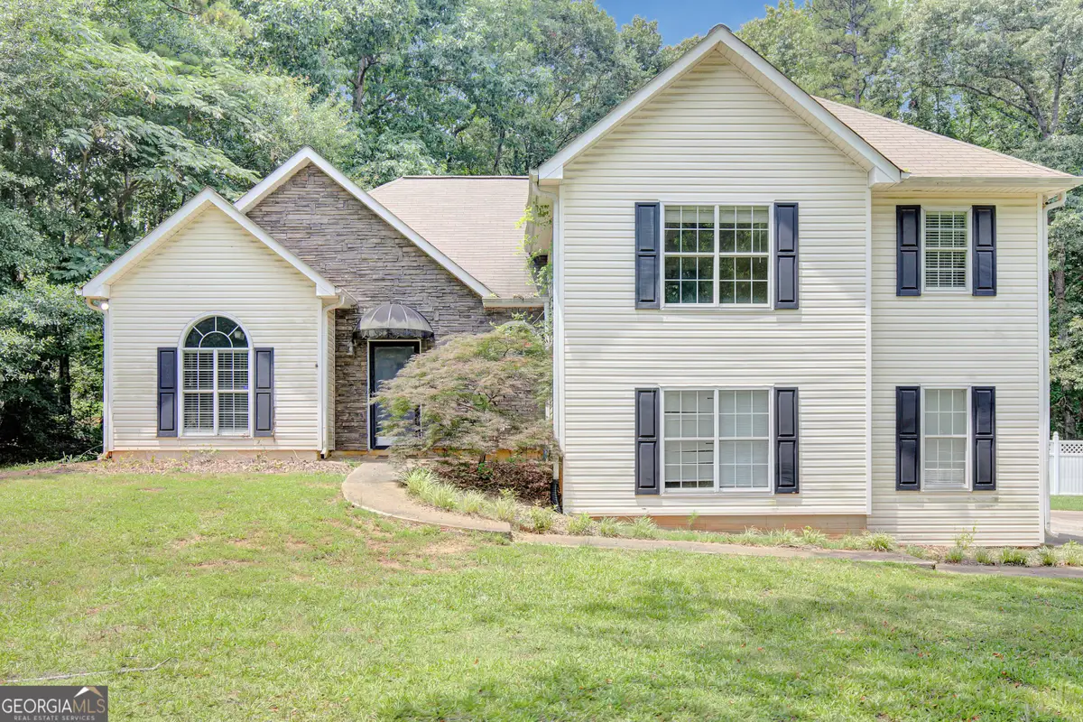 70 N Strathmore Drive, Sharpsburg, GA 30277 - Image #1