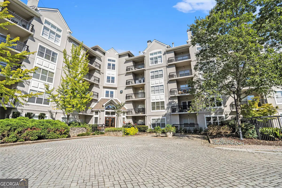 2306 River Green Drive Nw, Atlanta, GA 30327 - Image #1