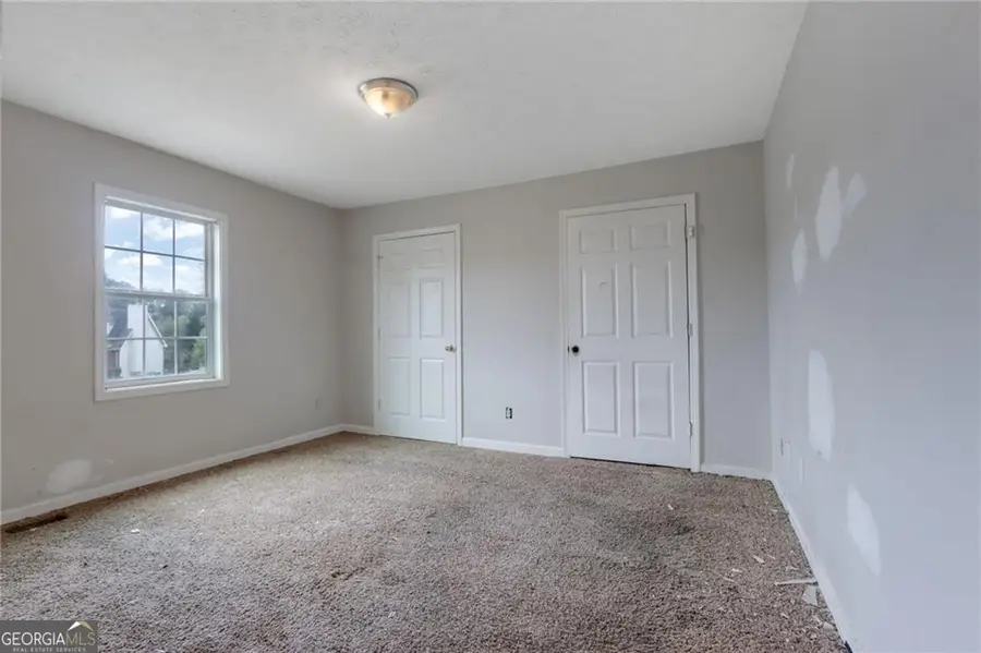 864 Oakhill Court, Stone Mountain, GA 30088 - Image #3